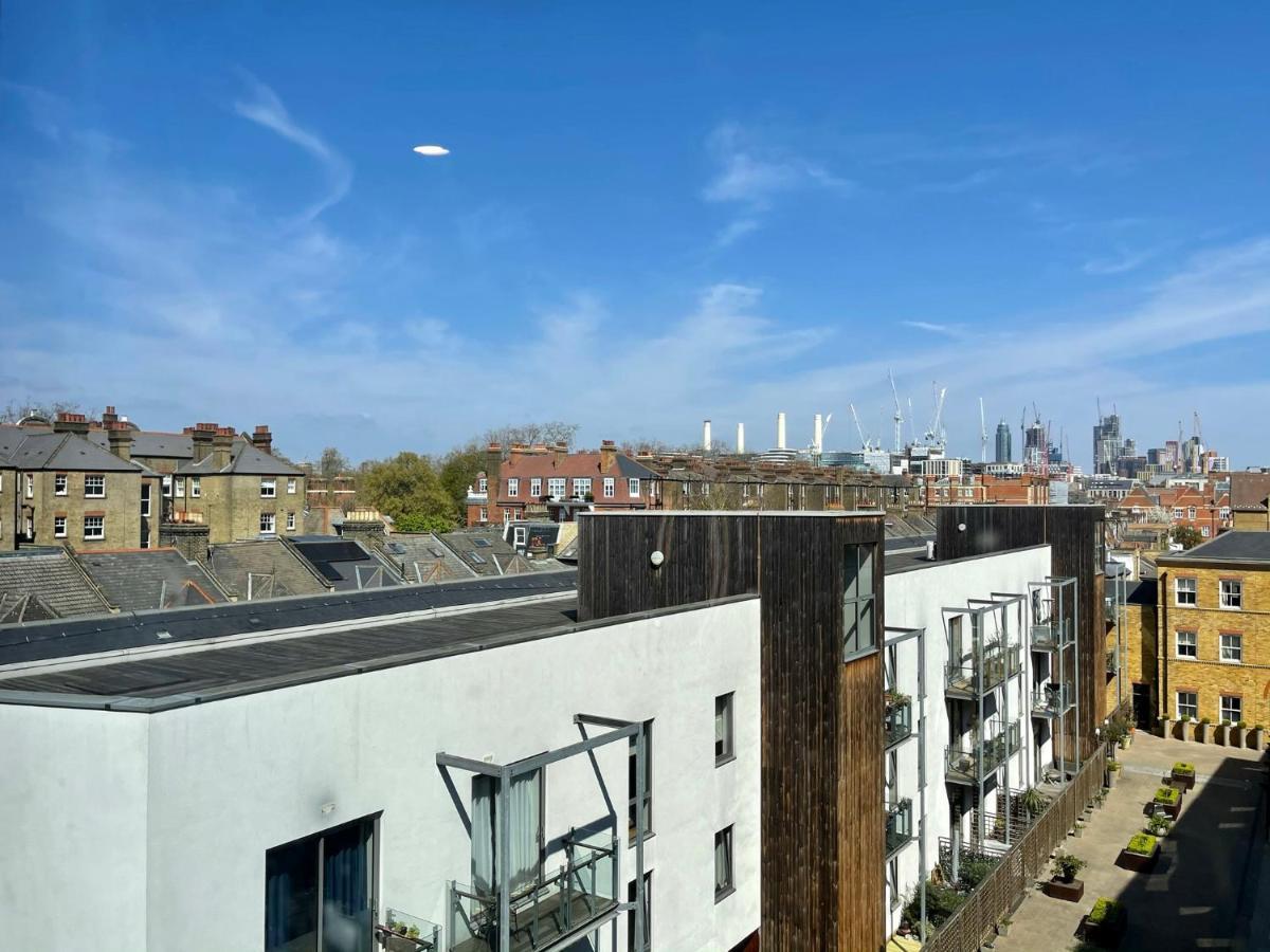 Axiom Park Hotel London Bagian luar foto