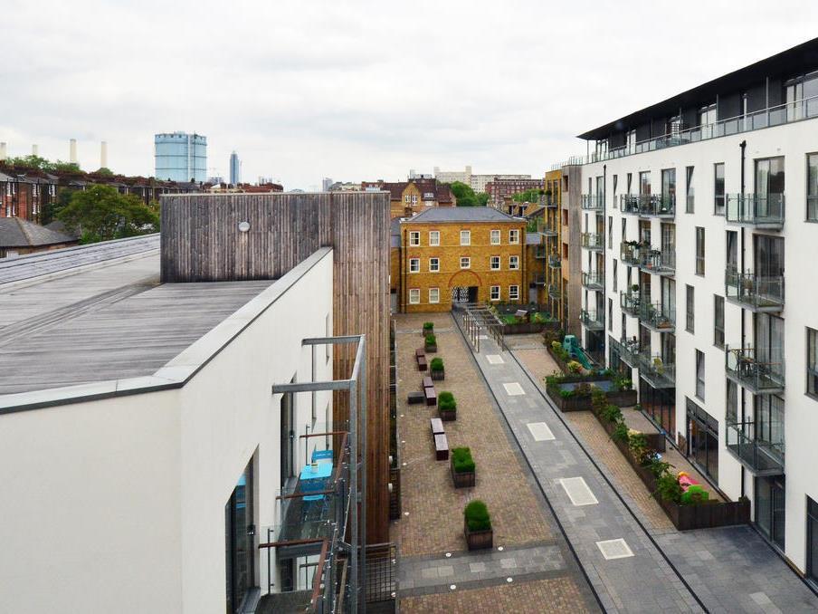 Axiom Park Hotel London Bagian luar foto