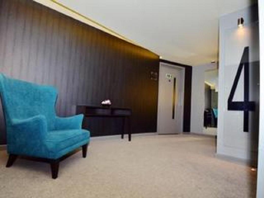 Axiom Park Hotel London Bagian luar foto