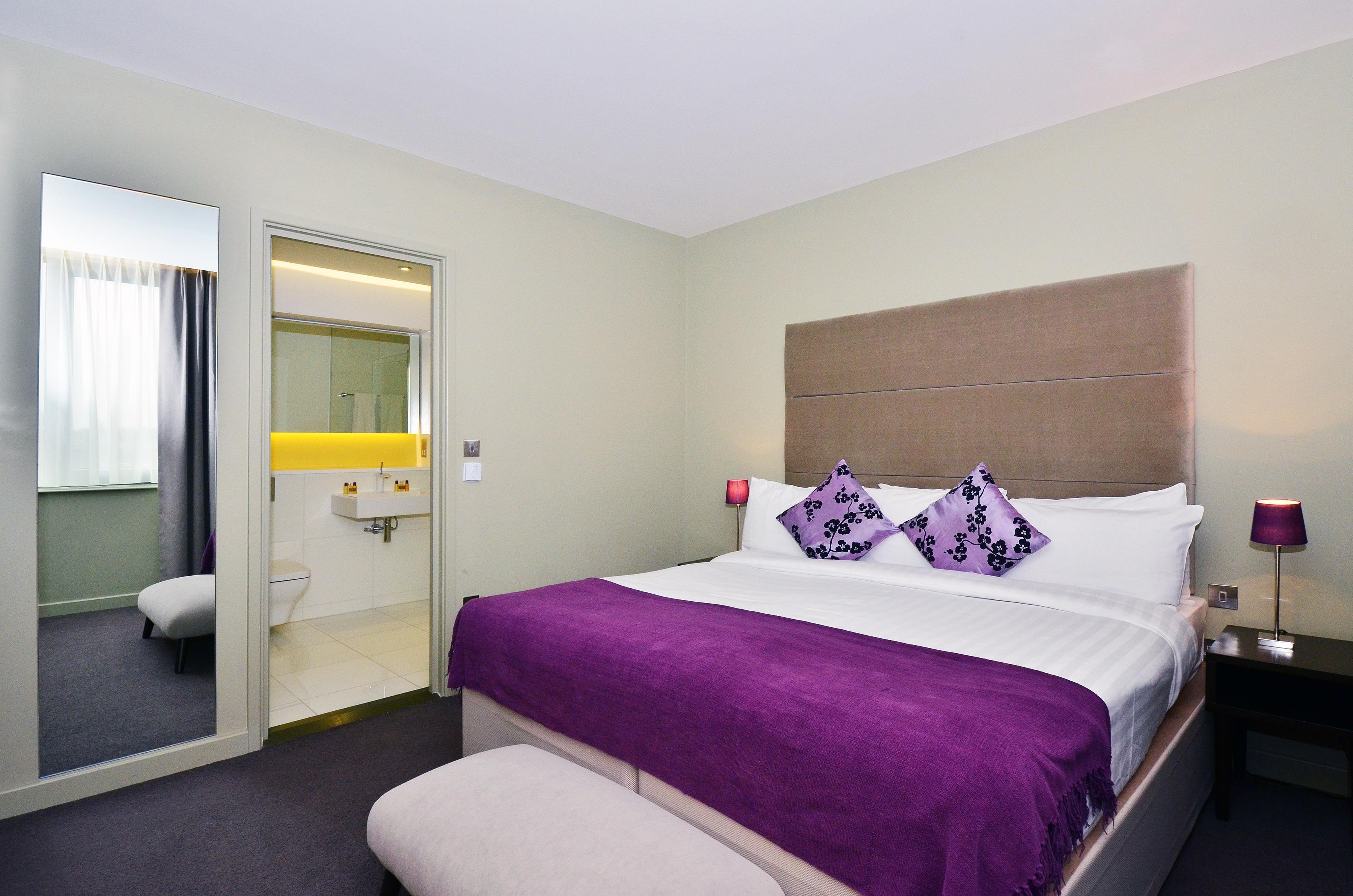 Axiom Park Hotel London Bagian luar foto
